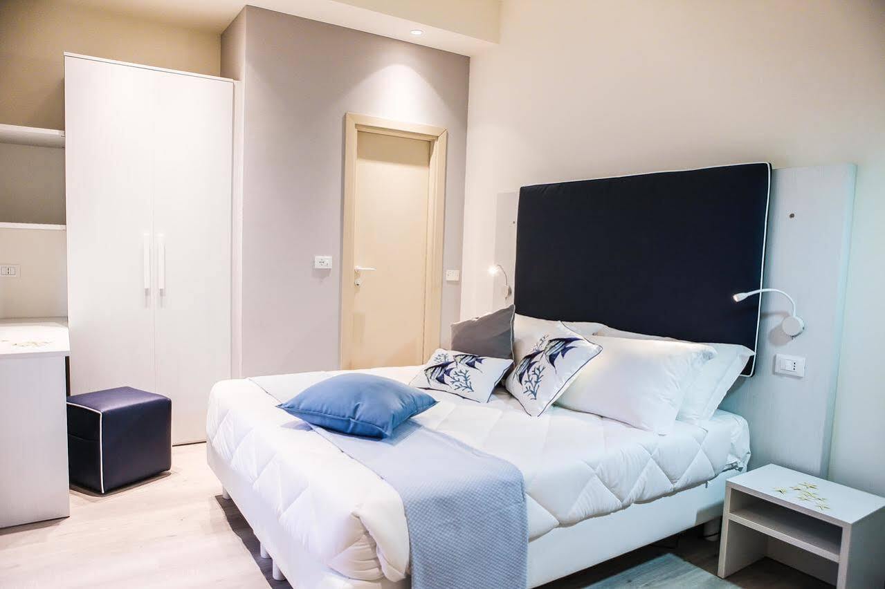 Hotel Veliero リミニ エクステリア 写真